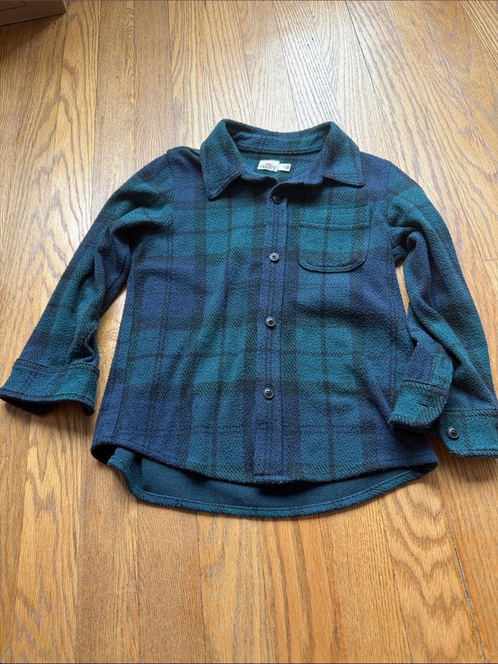 Faherty kids legend sweater shirt, green and navy plaid, size 6